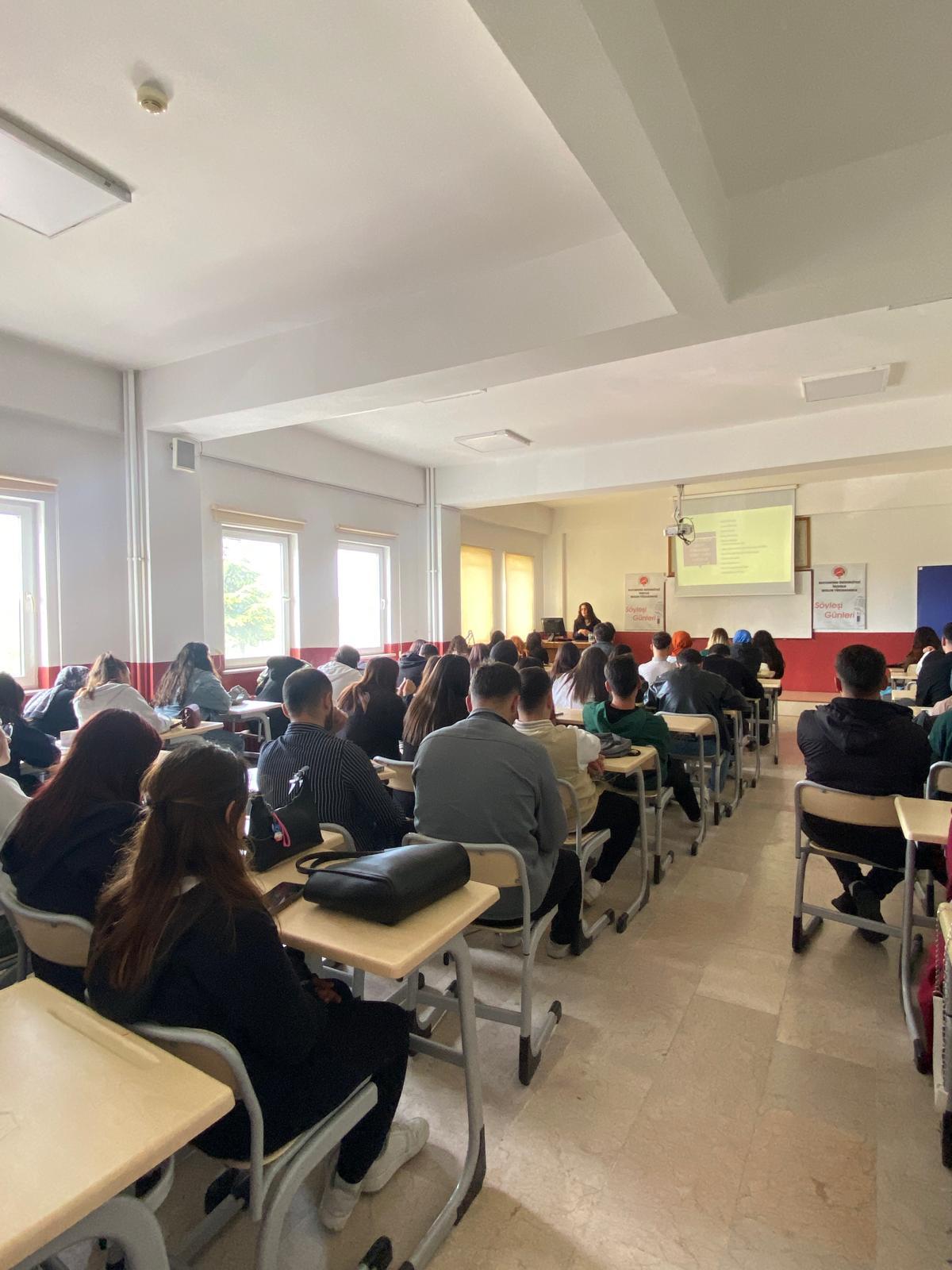 Üniversitemiz İnebolu Meslek Yüksekokulu Yönetim ve Organizasyon Bölümü Sağlık Kurumları İşletmeciliği Programından Kadına ve Çocuğa Şiddete Karşı Anlamlı Proje: 'Şiddete Karşı Ben de Varım!'