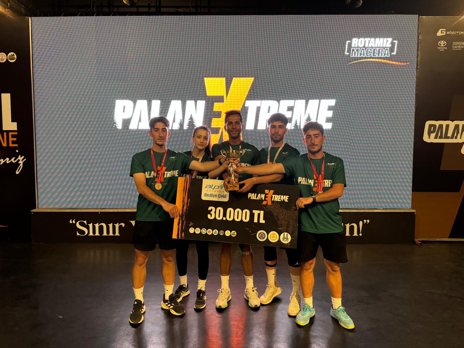 Üniversitemiz Spor Bilimleri Fakültesi Öğrencilerinden Doğa Sporlarında Büyük Başarı: Palan Extreme Yarışması’nda Türkiye 3.’lüğü